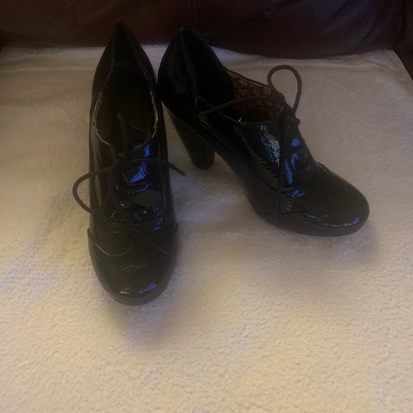 London Rebel Shoes - Picture 4 of 5